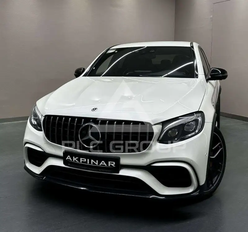 2018 Mercedes Benz GLC 63 AMG