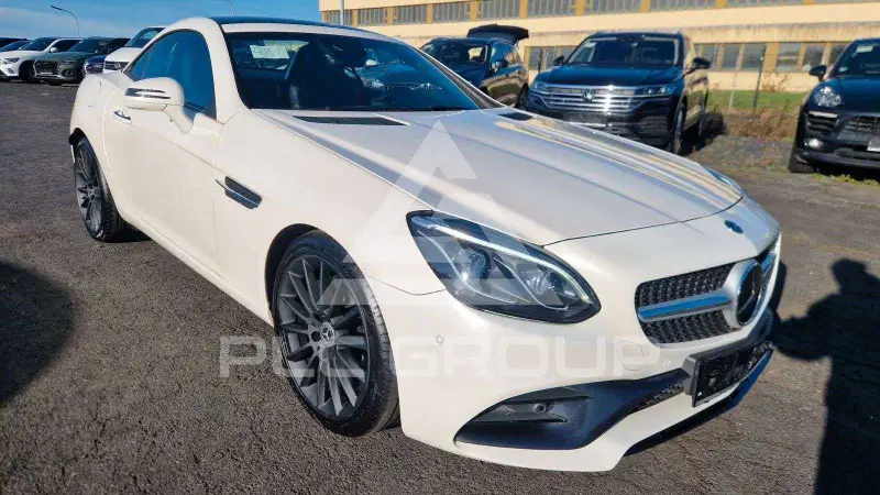 2018 Mercedes Benz SLC 300