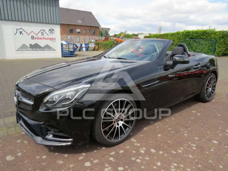 2018 Mercedes Benz SLC 300