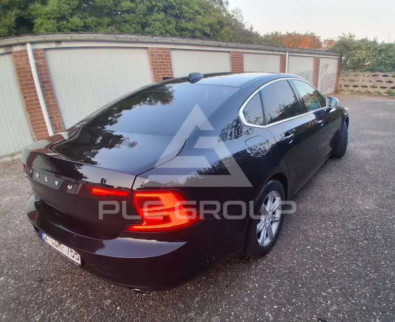 2018 Volvo S90