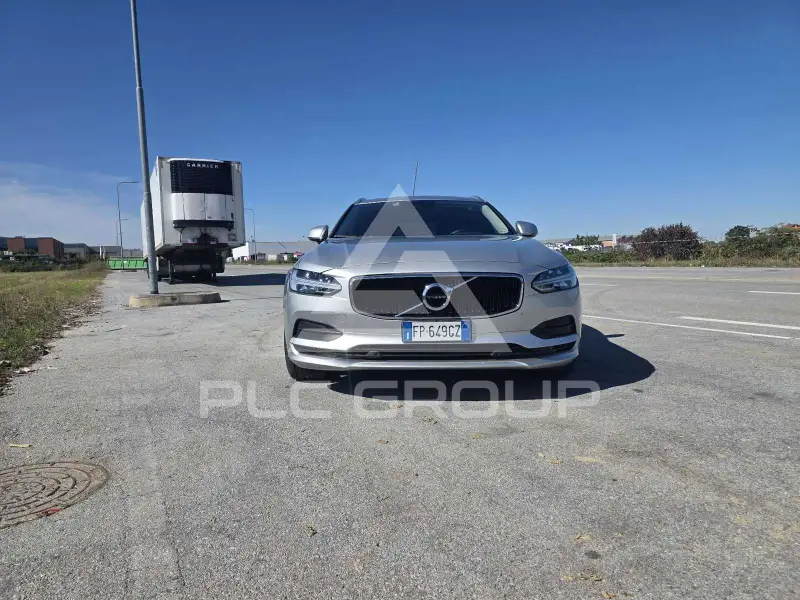 2018 Volvo V90