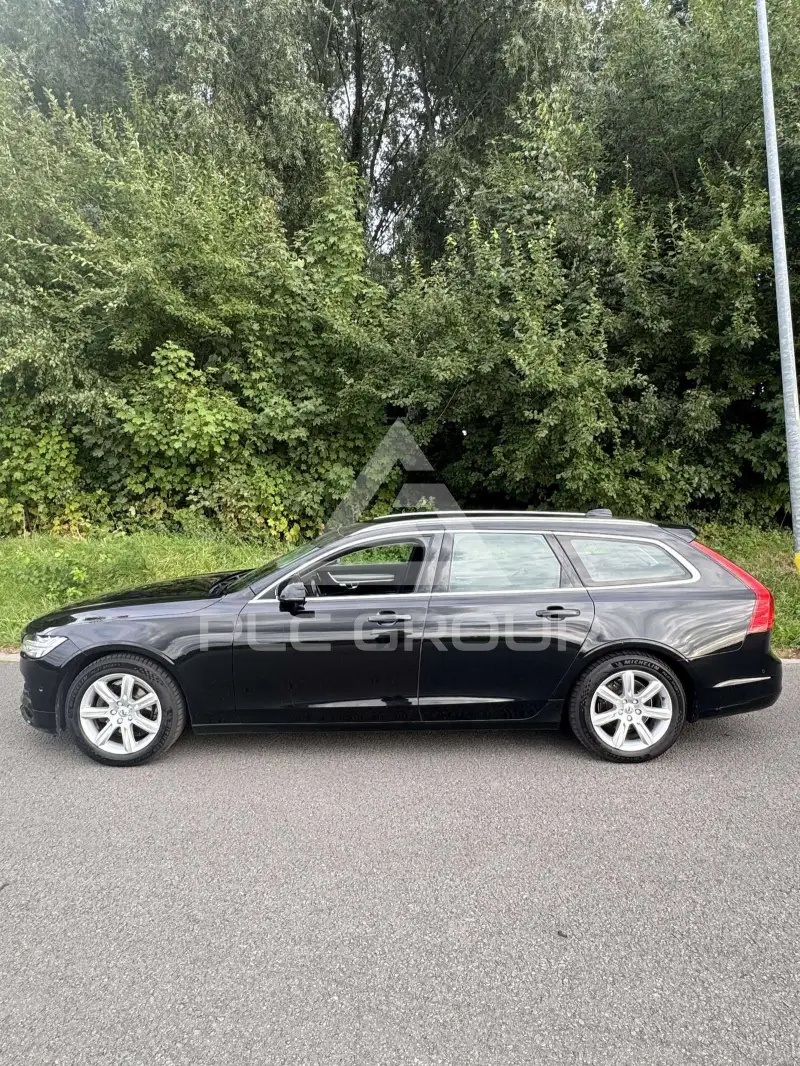 2018 Volvo V90