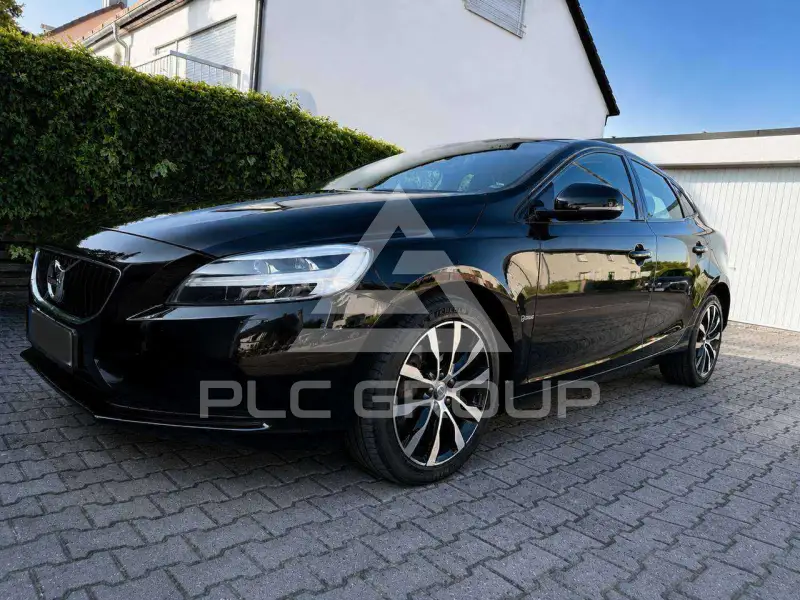 2018 Volvo V40