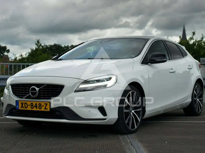 2018 Volvo V40
