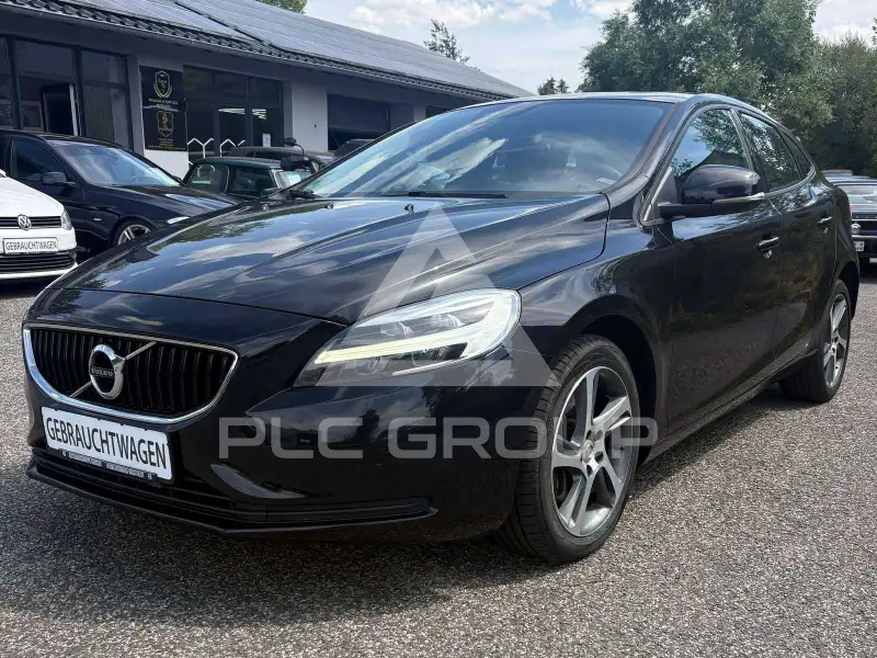 2018 Volvo V40