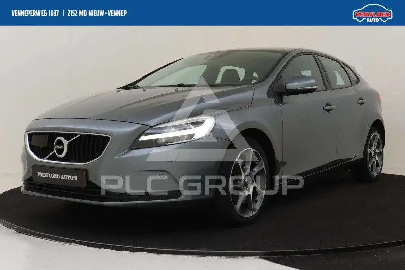 2018 Volvo V40