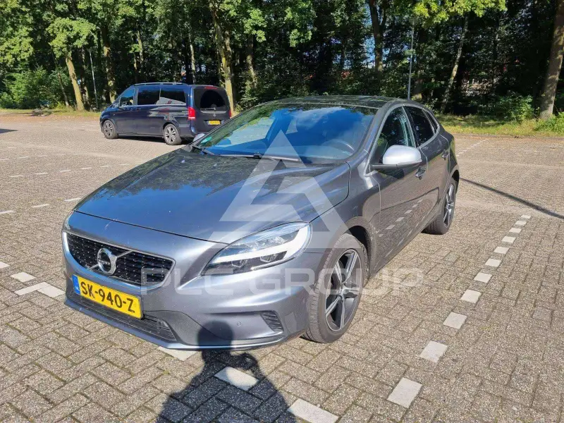 2018 Volvo V40