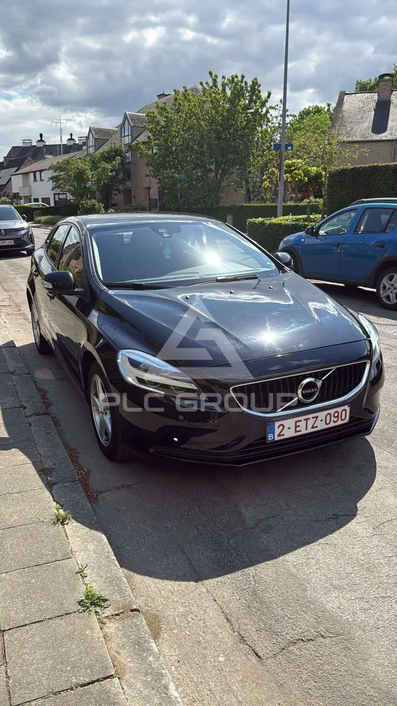 2018 Volvo V40