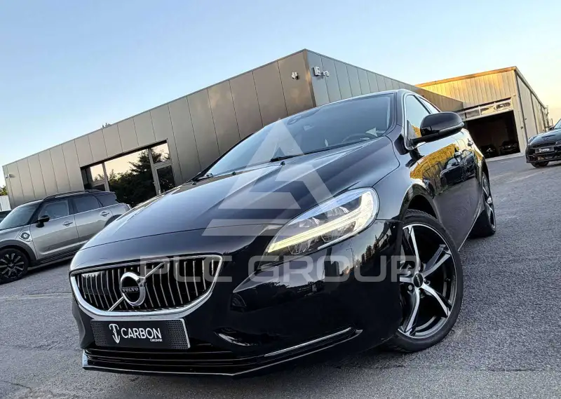 2018 Volvo V40