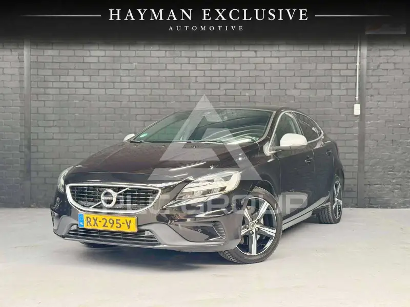 2018 Volvo V40