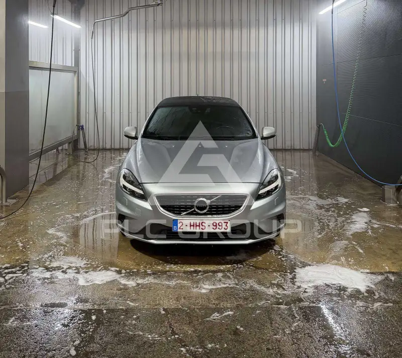 2018 Volvo V40