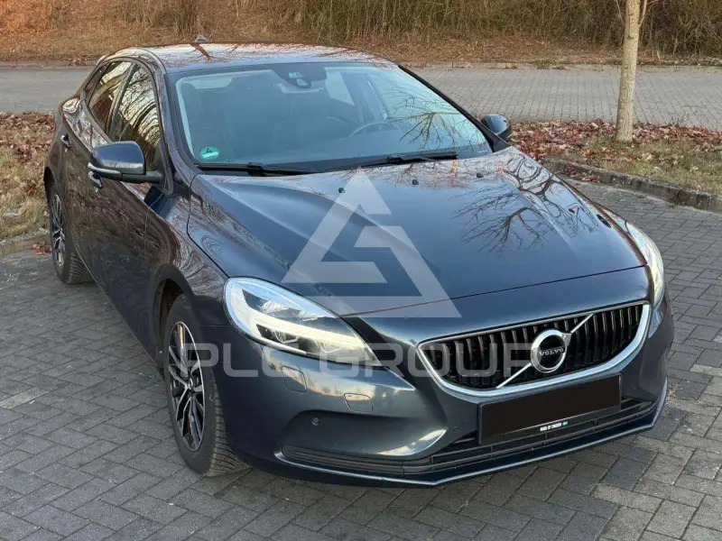2018 Volvo V40