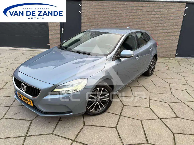 2018 Volvo V40