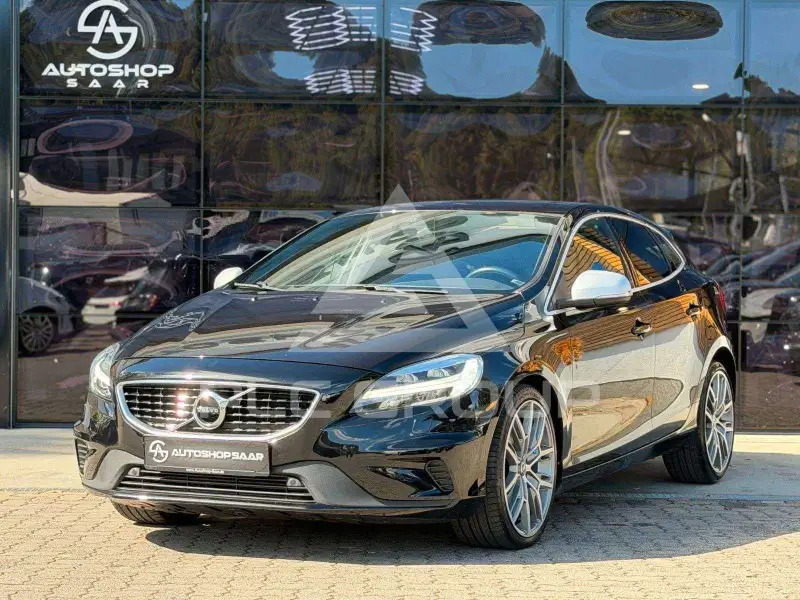 2018 Volvo V40