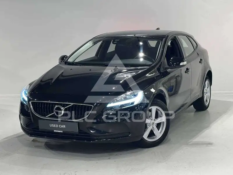2018 Volvo V40