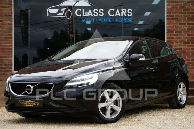 2018 Volvo V40