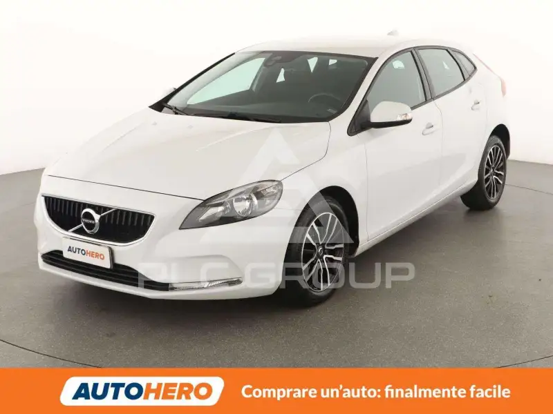2018 Volvo V40