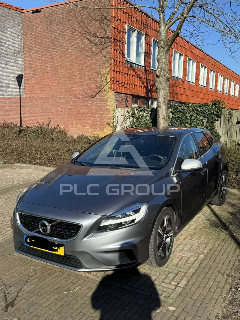 2018 Volvo V40