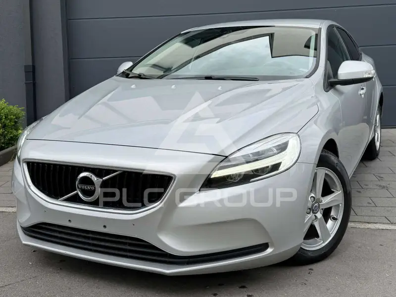 2018 Volvo V40