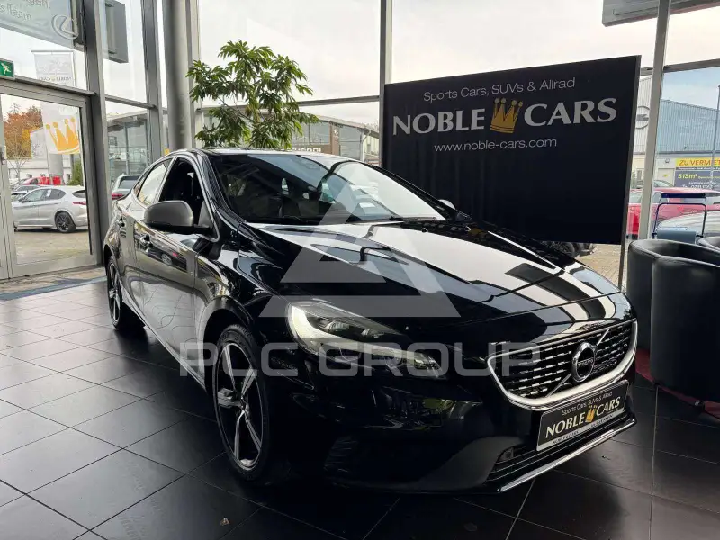 2018 Volvo V40