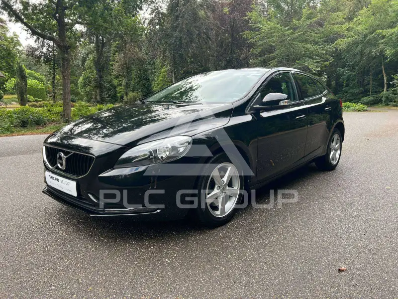 2018 Volvo V40