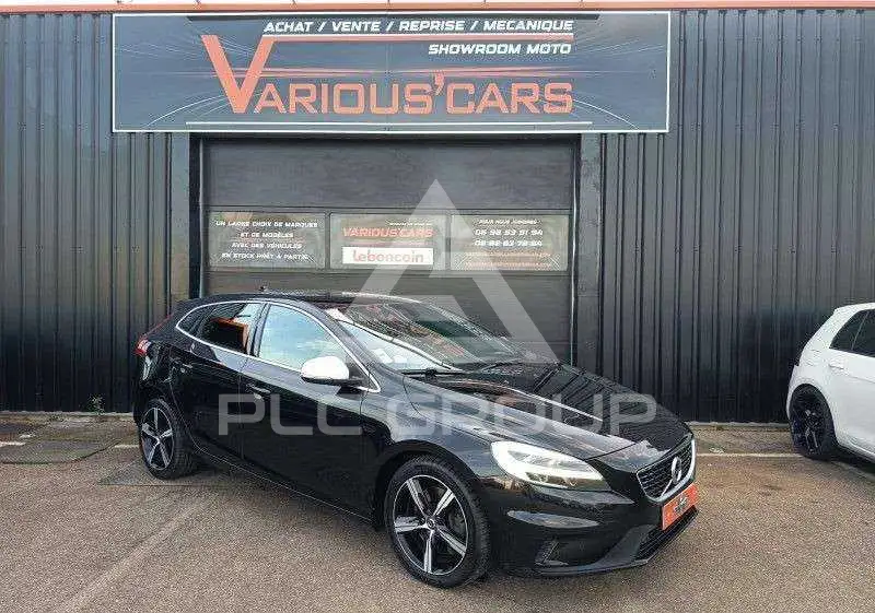 2018 Volvo V40