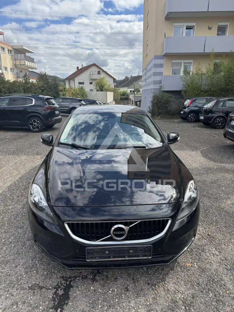 2018 Volvo V40
