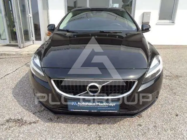 2018 Volvo V40