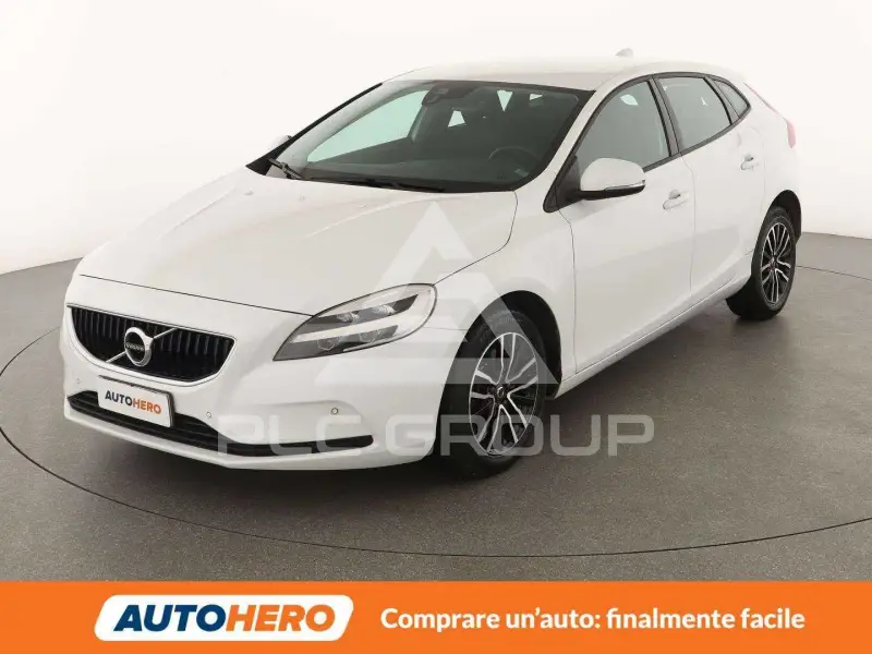 2018 Volvo V40