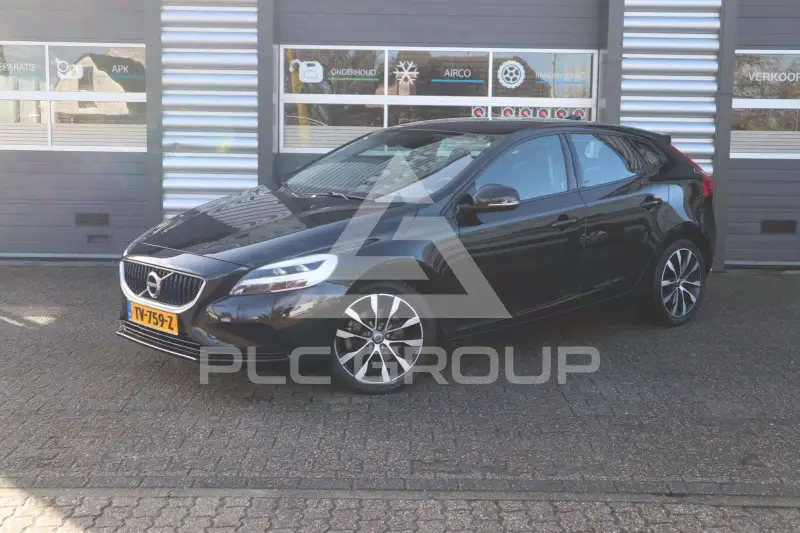 2018 Volvo V40