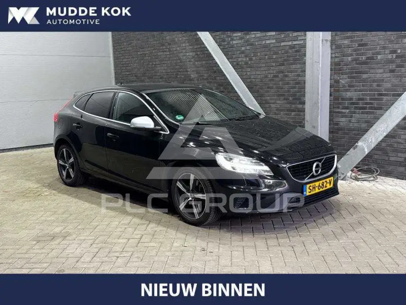 2018 Volvo V40