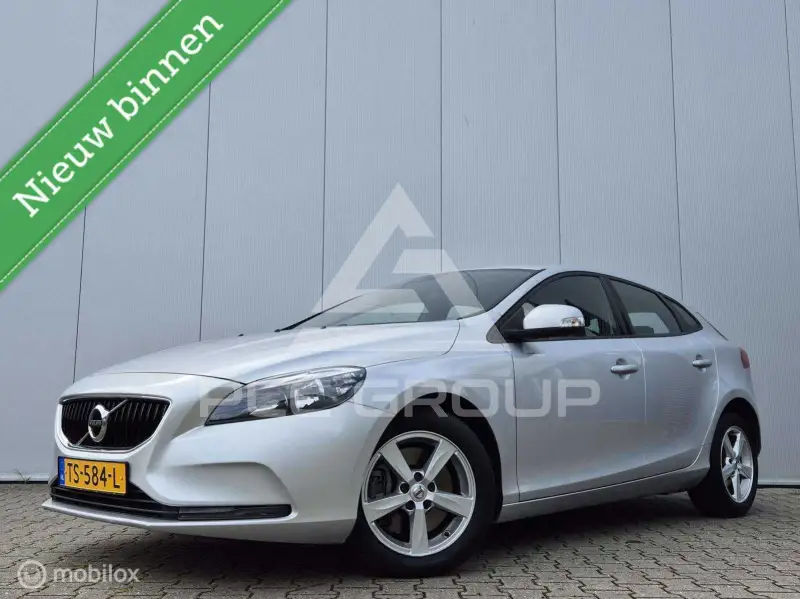 2018 Volvo V40