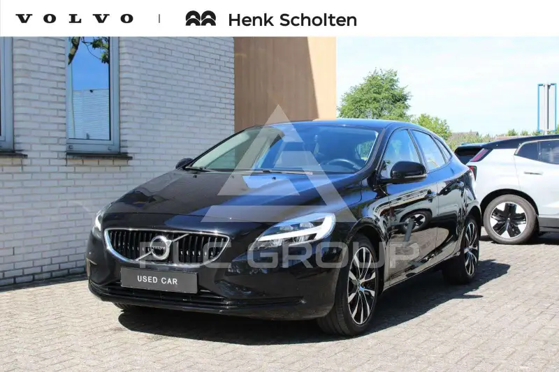 2018 Volvo V40