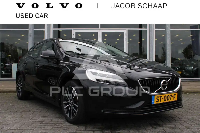 2018 Volvo V40