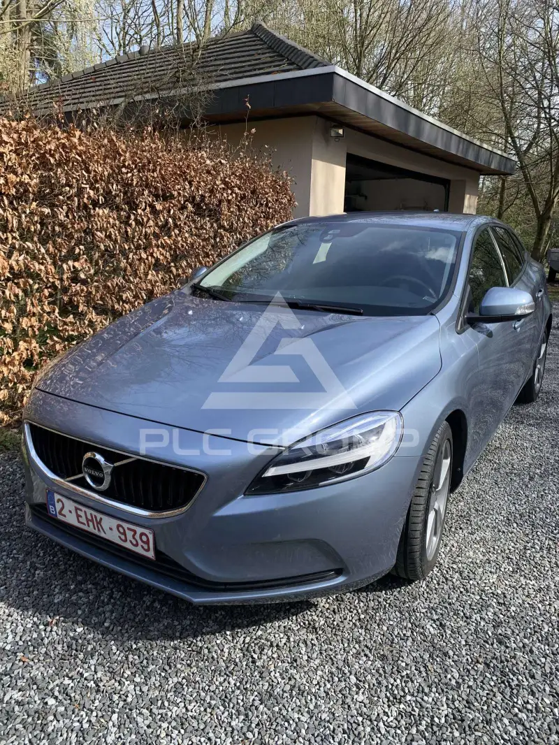 2018 Volvo V40