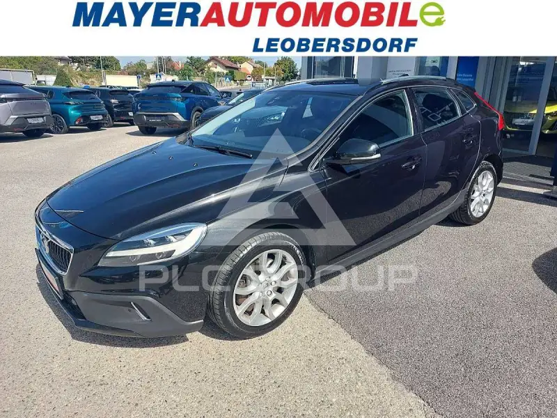 2018 Volvo V40