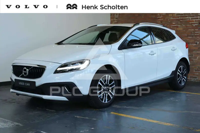 2018 Volvo V40