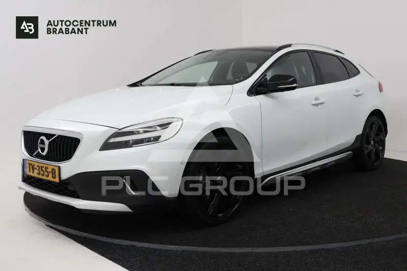 2018 Volvo V40