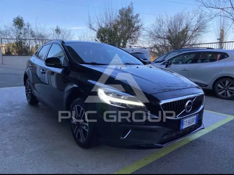 2018 Volvo V40