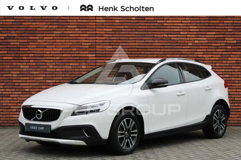 2018 Volvo V40