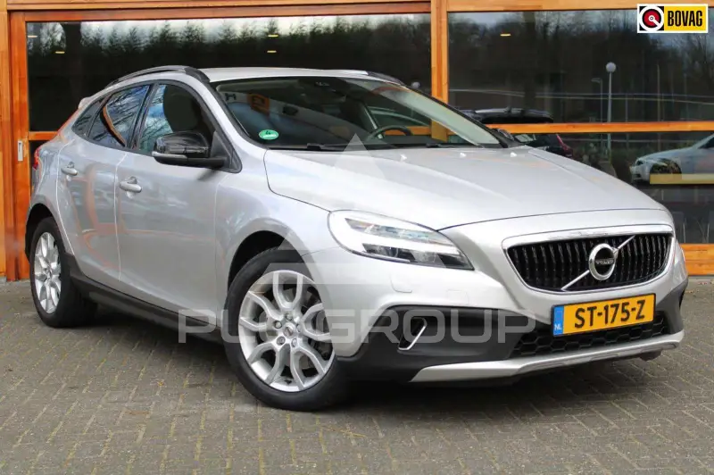 2018 Volvo V40