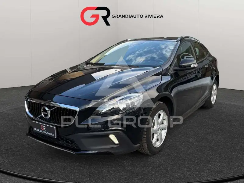 2018 Volvo V40