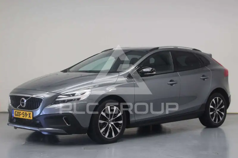 2018 Volvo V40