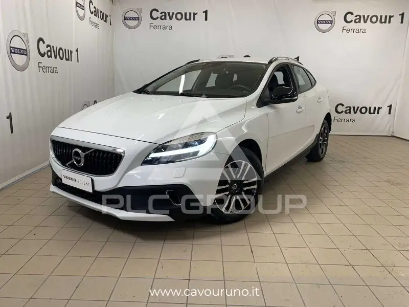2018 Volvo V40