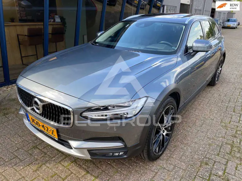 2018 Volvo V90