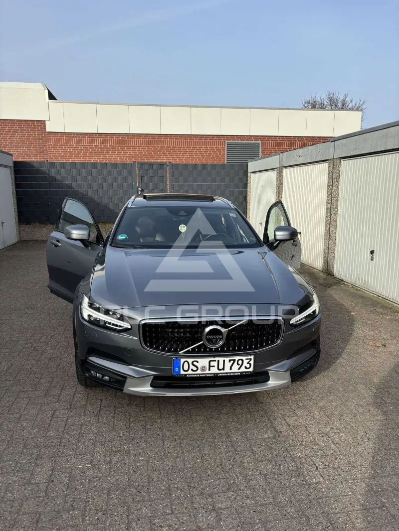 2018 Volvo V90