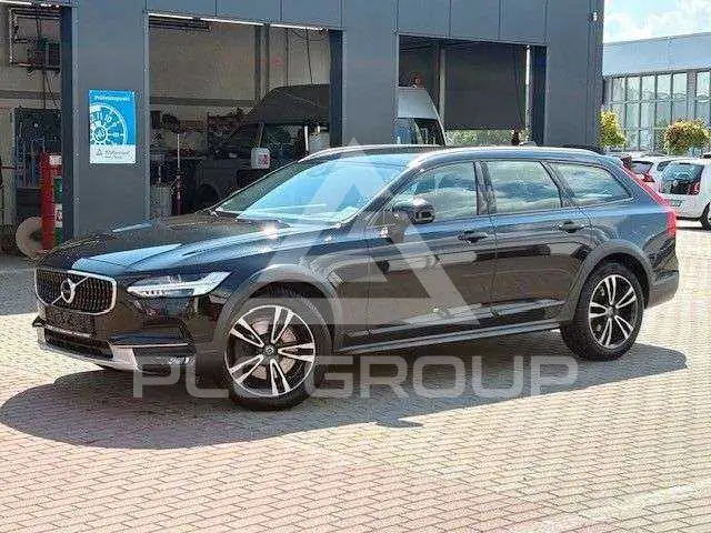 2018 Volvo V90