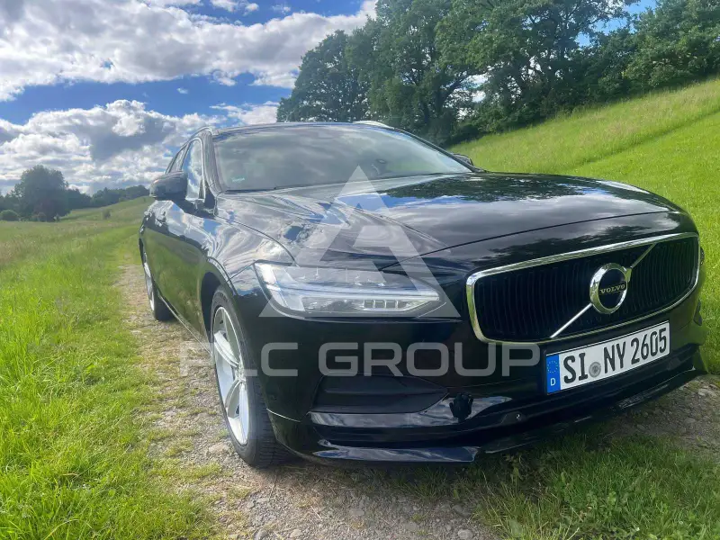 2018 Volvo V90