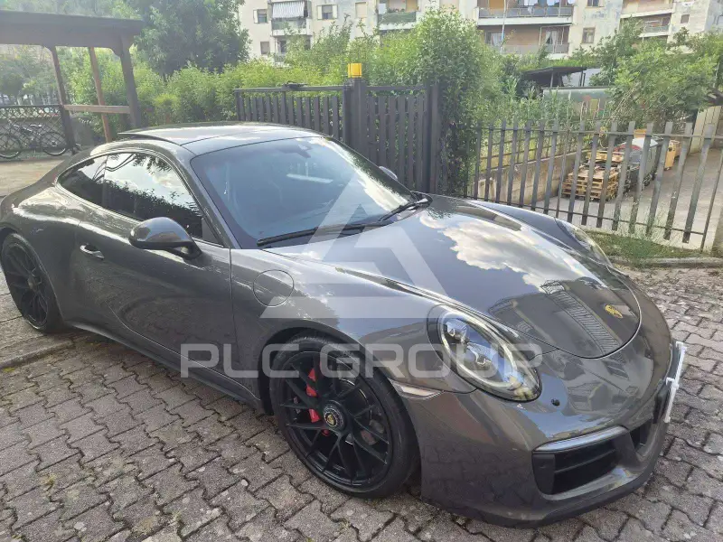 2018 Porsche 911