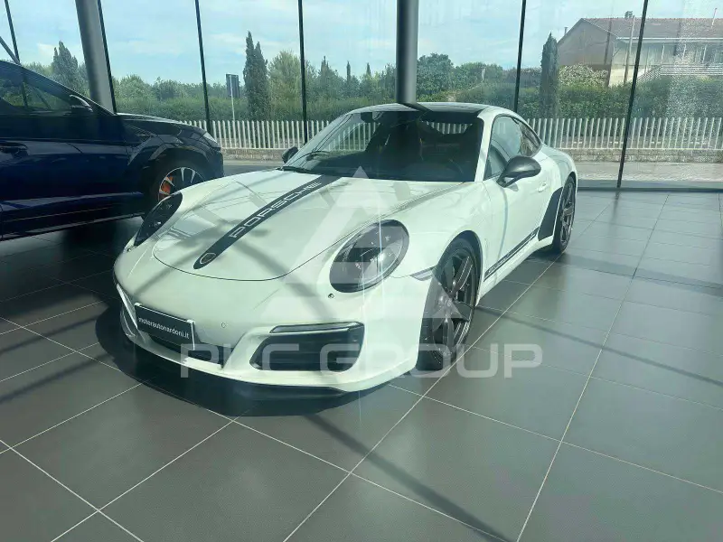 2018 Porsche 911